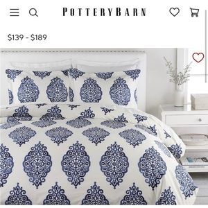 Pottery Barn Asher Medallion duvet in King & 2 King Pillow shams